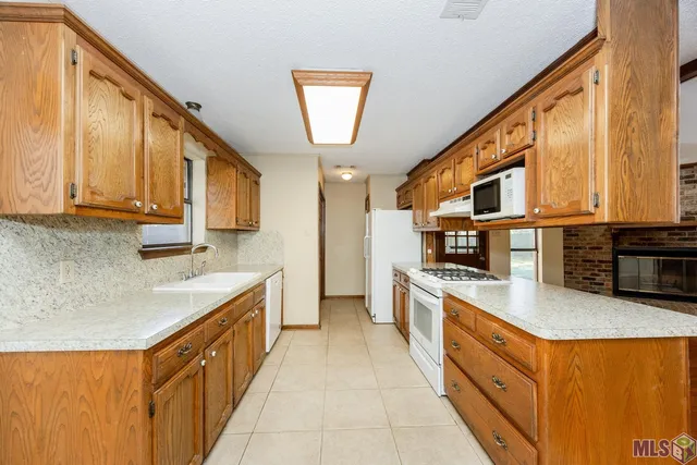 $225,000 | 4855 Bricklin Drive, Baton Rouge, LA 70809