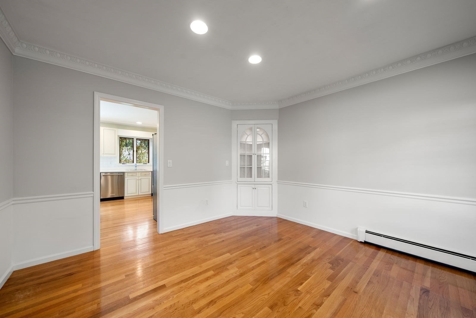14 Powder House Circle Needham, MA 02492 - Photo 8 of 35 Gallery Image 8