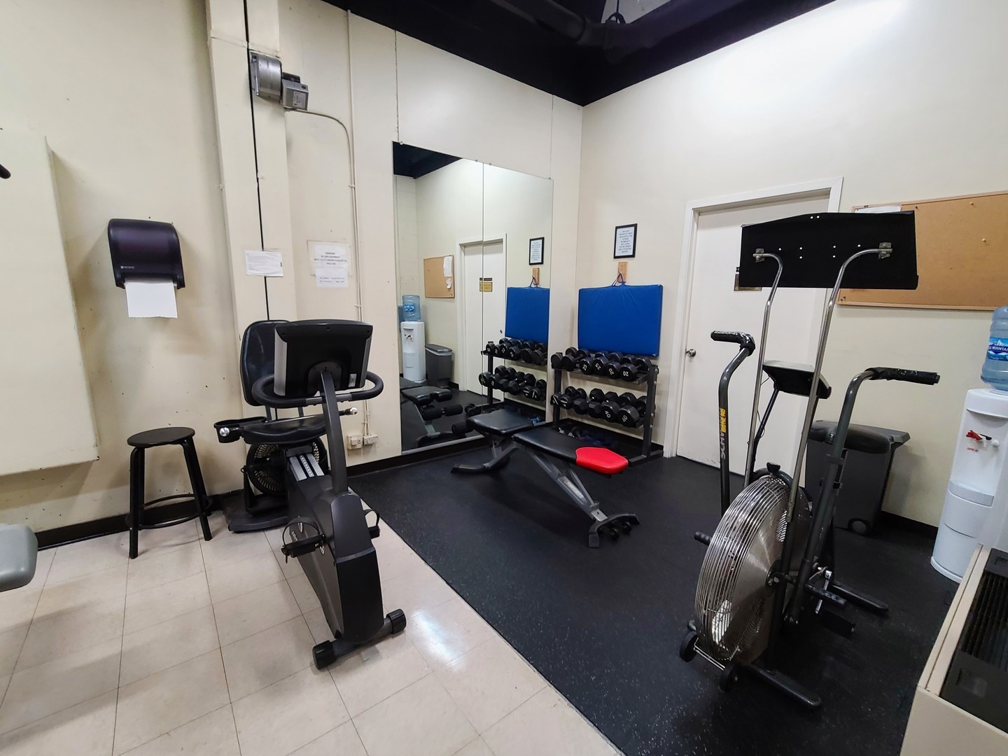 1310 North Ritchie Court, Unit 4C Chicago, IL 60610 - Photo 27 of 28 a view of a workspace with gym equipment