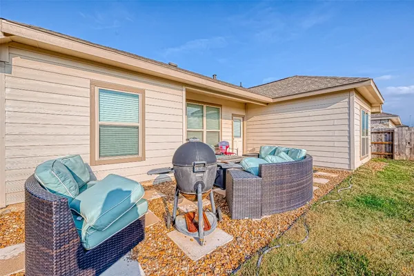 $2,150 | 5020 Twin Summit Drive, Rosenberg, TX 77469
