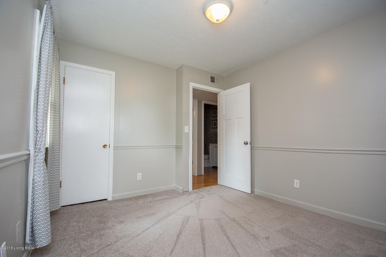 5306 Beth Road Louisville, KY 40219 - Photo 22 of 38 Bedroom 2