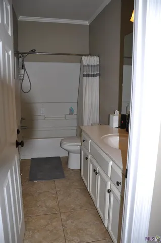 $116,800 | 808 Meadow Bend Drive, Unit D, Baton Rouge, LA 70820