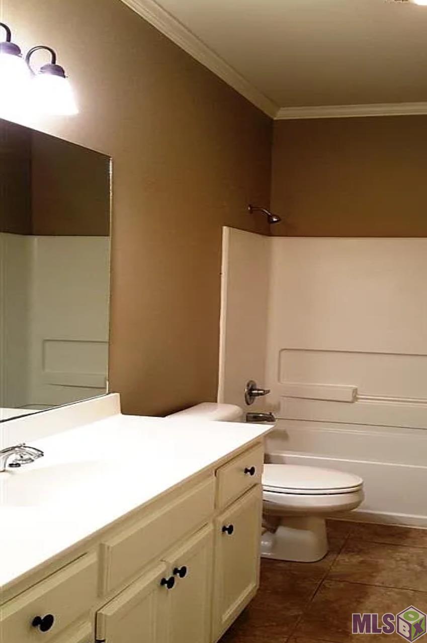 808 Meadow Bend Drive, Unit D Baton Rouge, LA 70820 - Photo 9 of 24