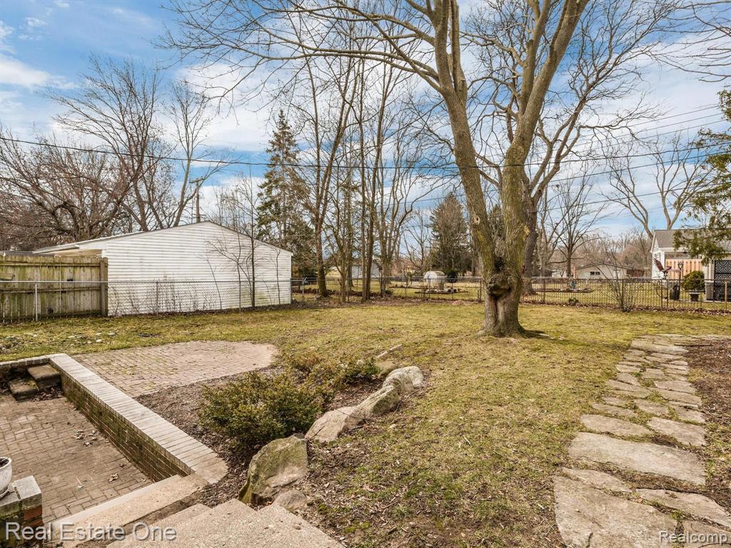 1347 Oak Street Rochester, MI 48307 - Photo 29 of 30