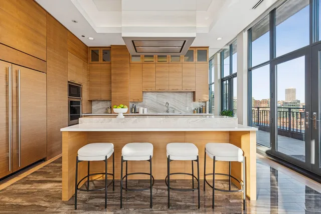 $3,275,000 | 400 West Ontario Street, Unit 1801, Chicago, IL 60654