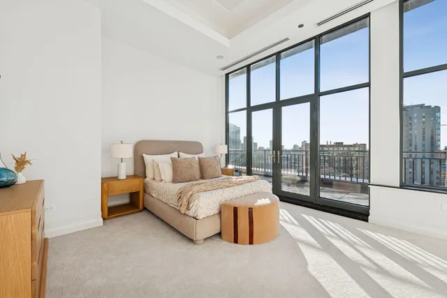 $3,275,000 | 400 West Ontario Street, Unit 1801, Chicago, IL 60654
