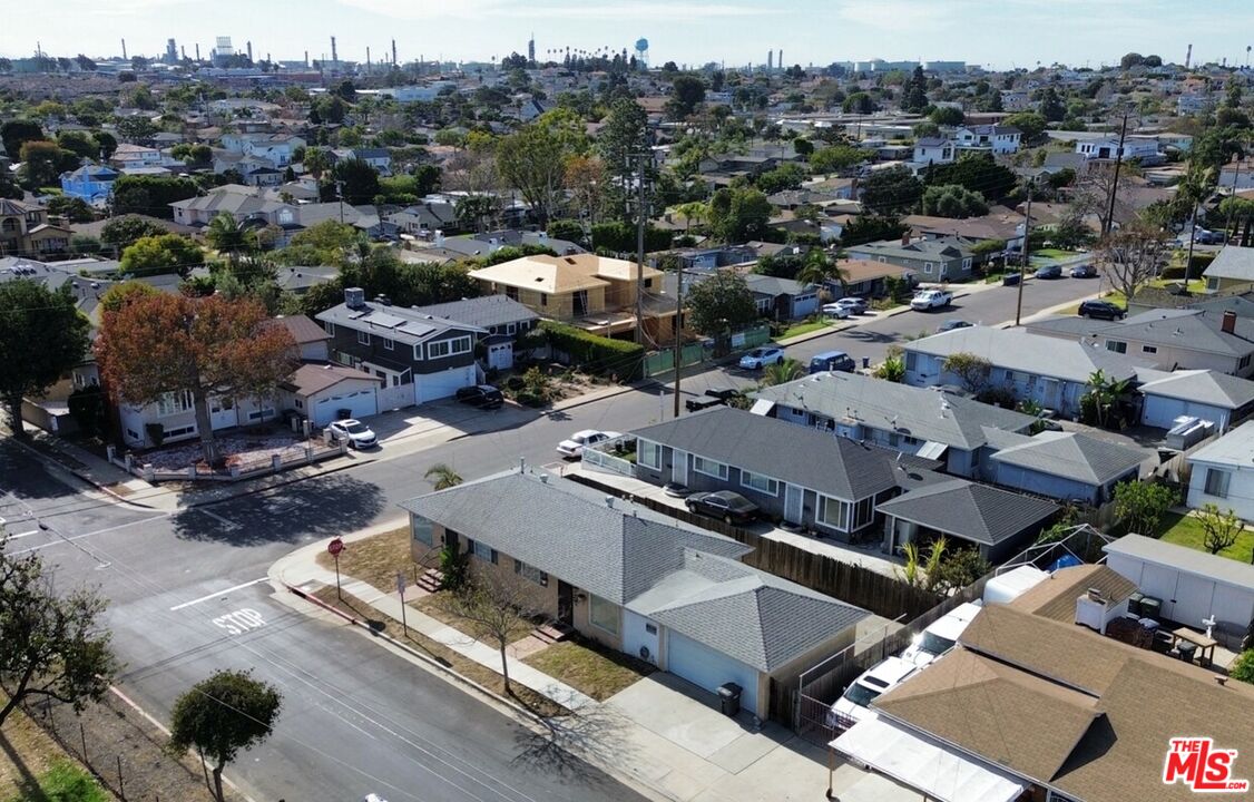 1519 East Maple Avenue El Segundo, CA 90245 - Photo 6 of 9