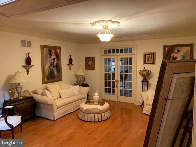 $999,900 | 12 Pendleton Court, Medford, NJ 08055