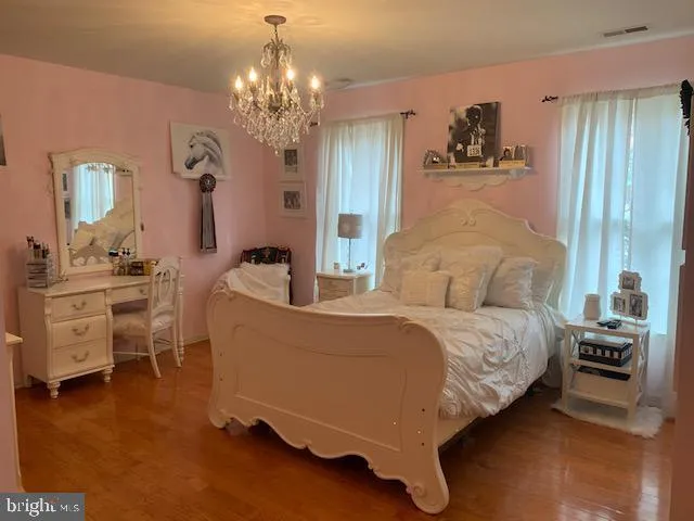 $999,900 | 12 Pendleton Court, Medford, NJ 08055