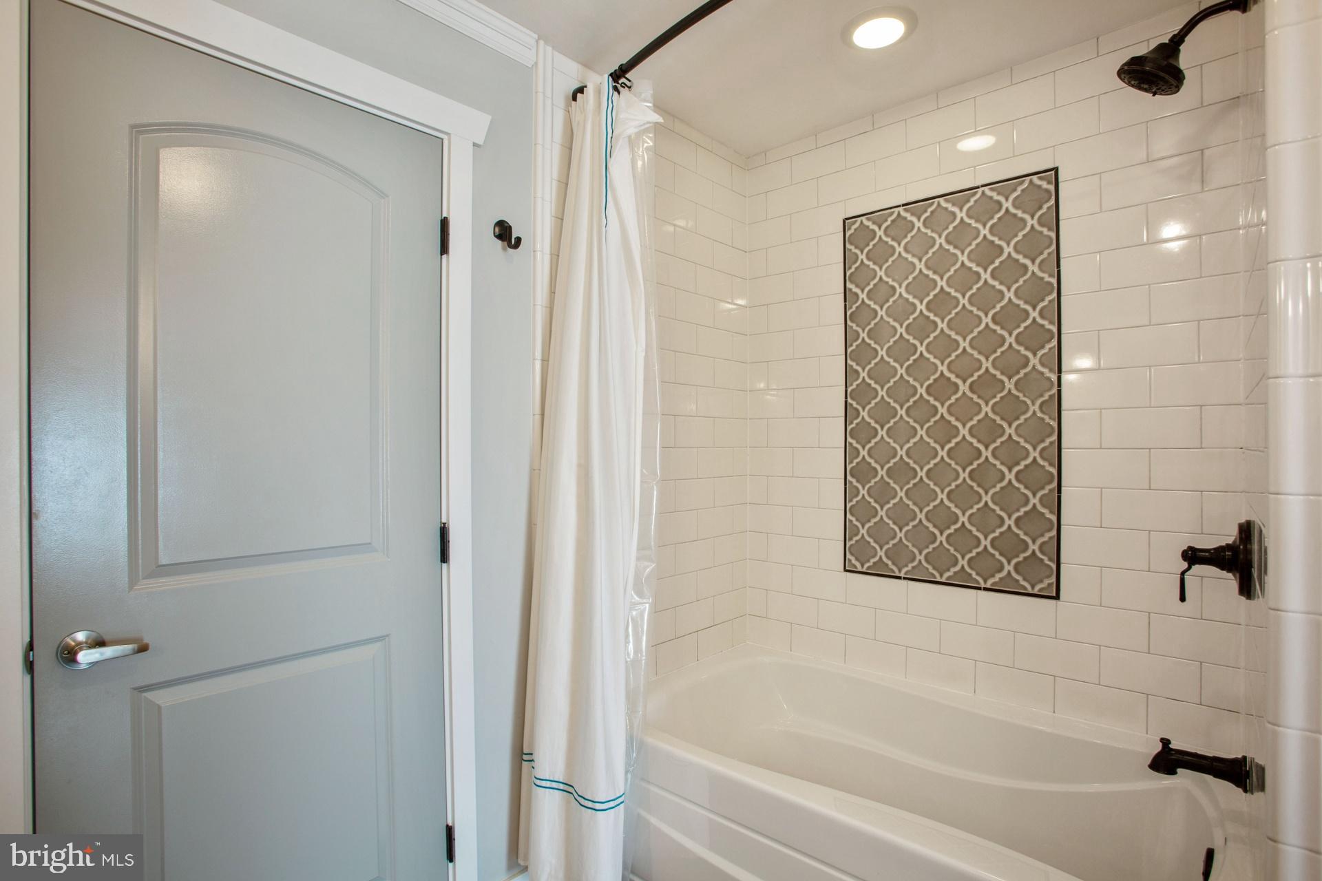 309 Clear Spring Road Lansdale, PA 19446 - Photo 18 of 30 Gallery Image 18