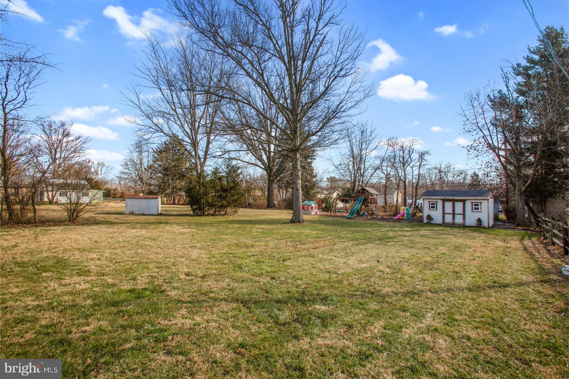 309 Clear Spring Road Lansdale, PA 19446 - Photo 6 of 30 Gallery Image 6