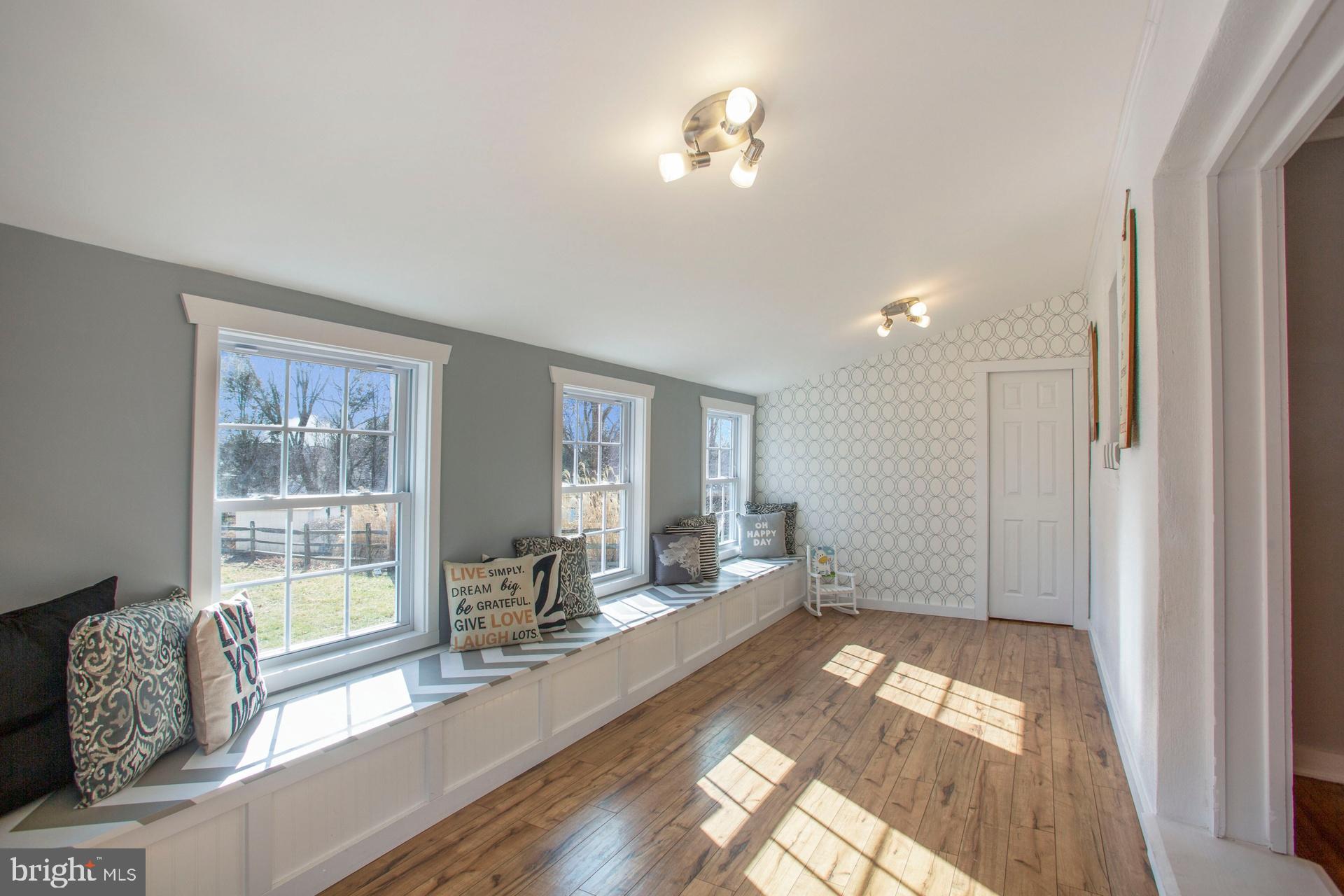 309 Clear Spring Road Lansdale, PA 19446 - Photo 8 of 30 Gallery Image 8