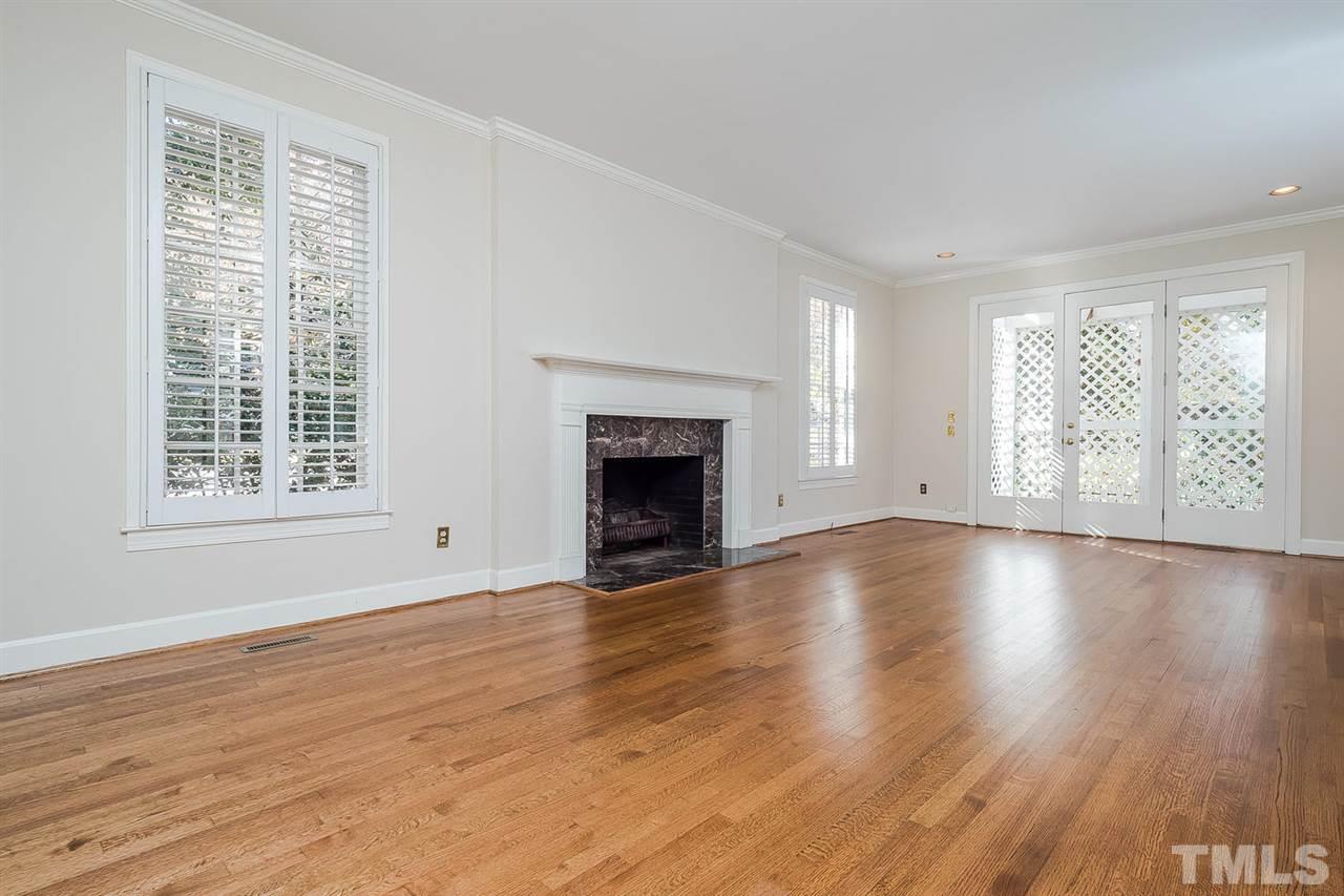 2516 Winterbury Court Raleigh, NC 27607 - Photo 7 of 25