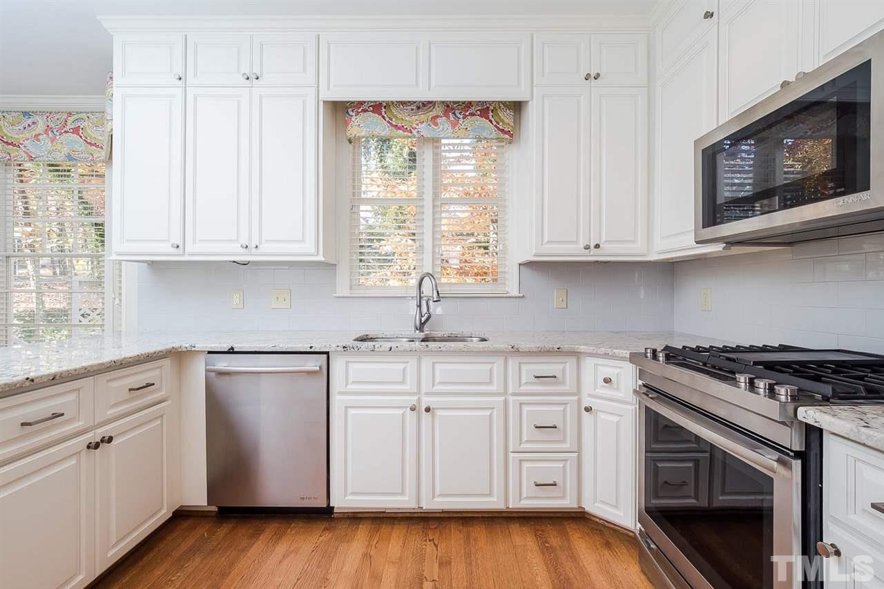 2516 Winterbury Court Raleigh, NC 27607 - Photo 10 of 25