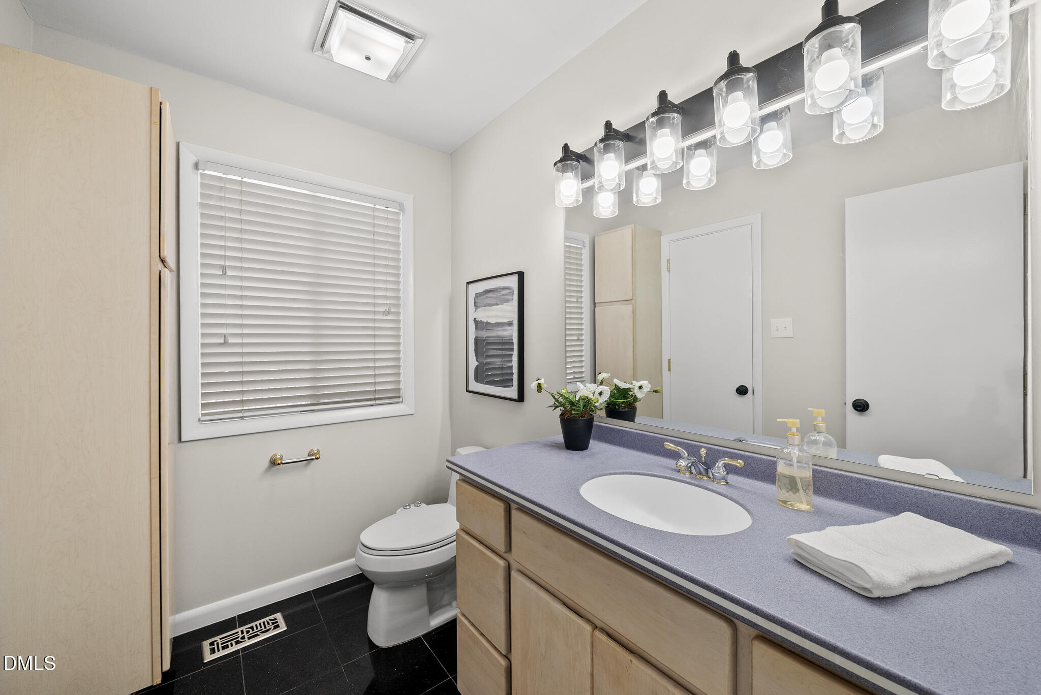 4501 Wingate Drive Raleigh, NC 27609 - Photo 28 of 44 DSC07154
