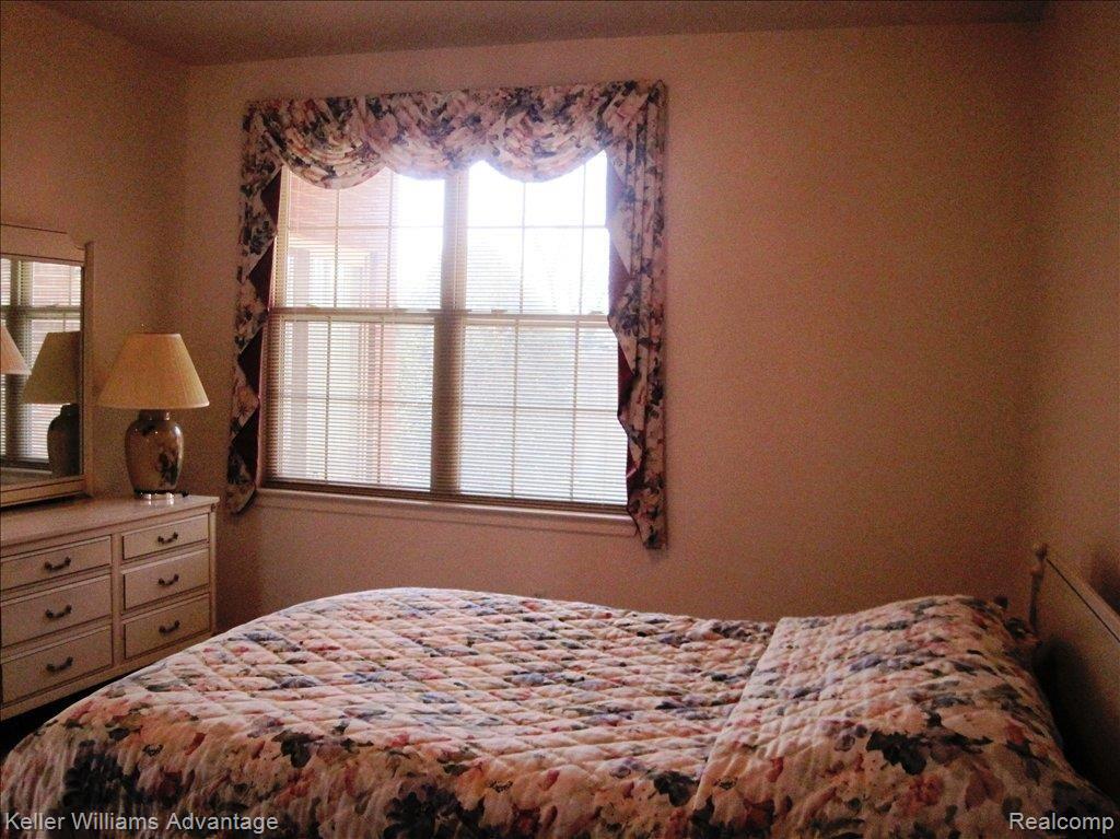 28806 Five Mile Road, Unit 1 Livonia, MI 48154 - Photo 11 of 13 Master Bedroom