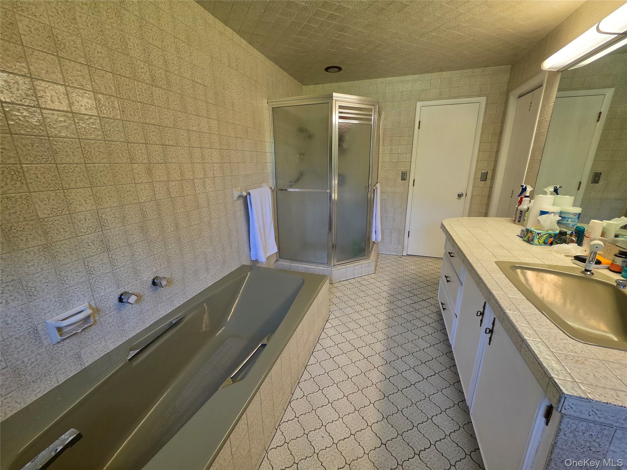 140 Station Road Kingston, NY 12401 - Photo 13 of 50