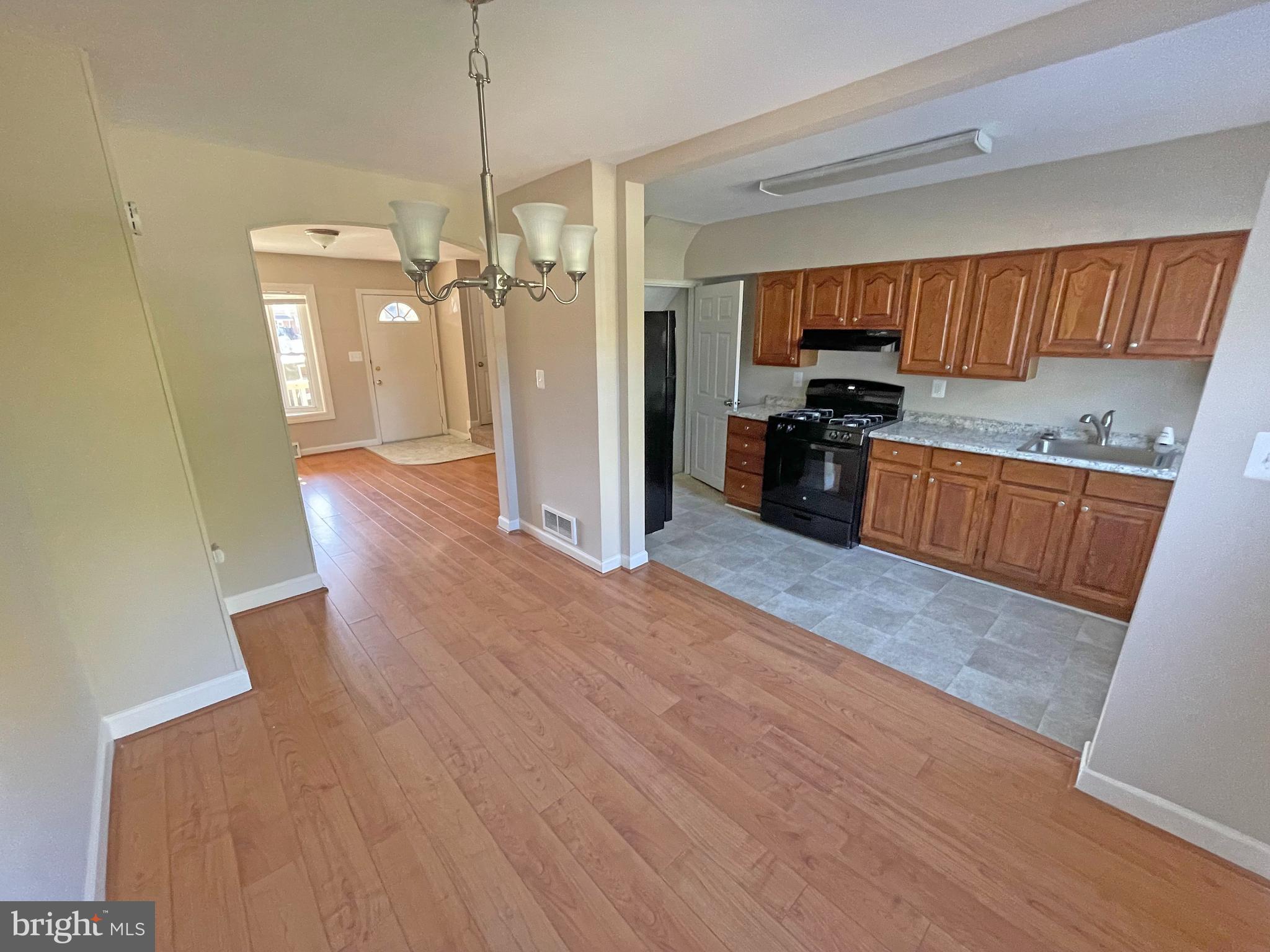 3416 North Point Road Baltimore, MD 21222 - Photo 11 of 21