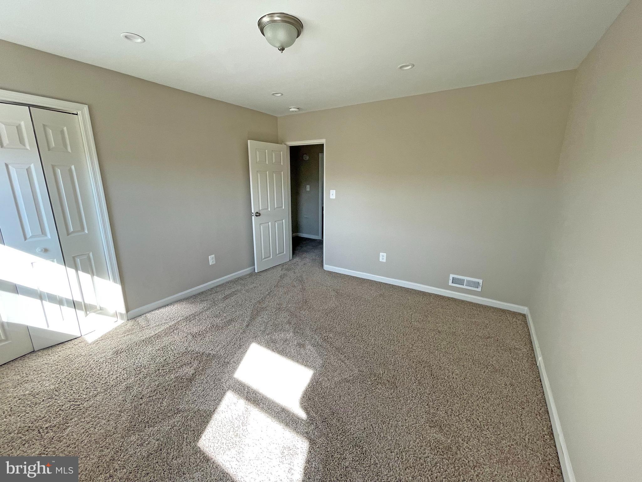 3416 North Point Road Baltimore, MD 21222 - Photo 16 of 21