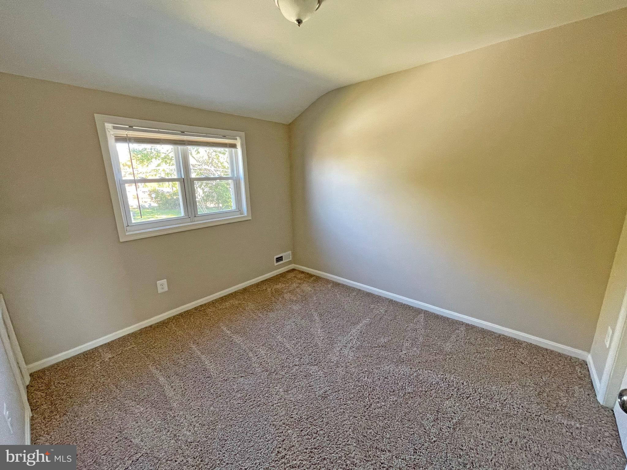 3416 North Point Road Baltimore, MD 21222 - Photo 18 of 21