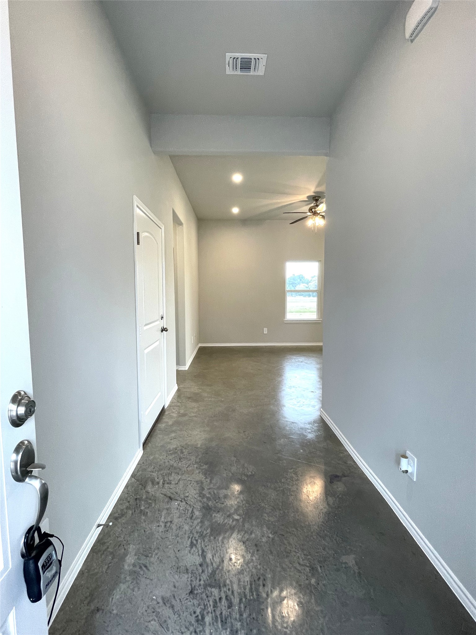 6 Greenway Drive Trinity, TX 75862 - Photo 4 of 28 a view of empty room