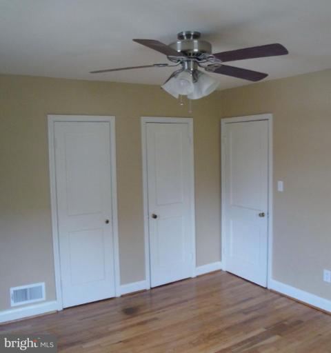 4419 Rokeby Road Baltimore, MD 21229 - Photo 5 of 9 Master bedroom