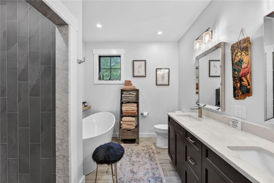 1425 Maple Valley Road Coventry, RI 02827 - Photo 31 of 46