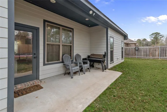 $280,000 | 619 Lessie Drive, Stonewall, LA 71078