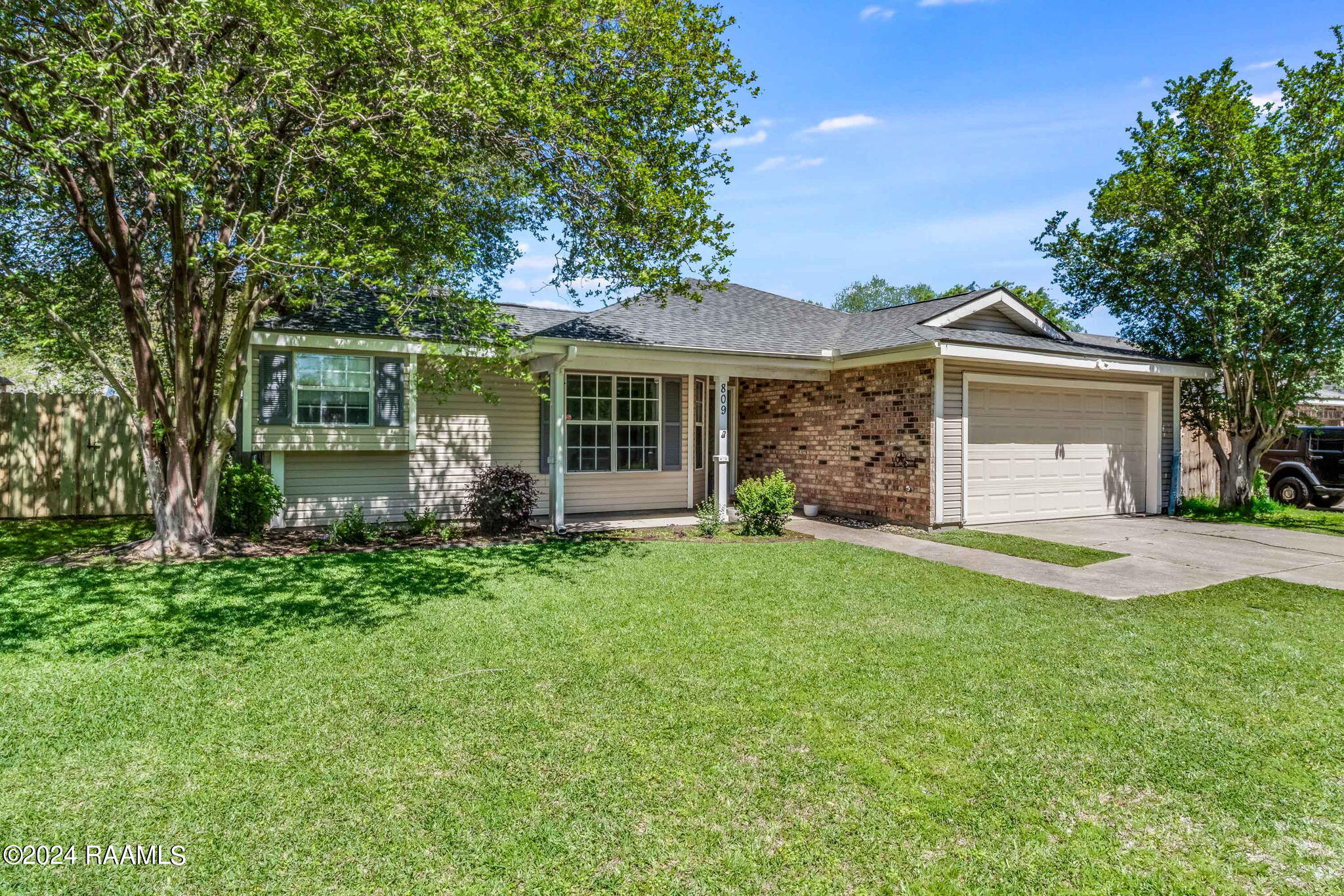 809 Canberra Road Lafayette, LA 70503 - Photo 17 of 17 2-web-or-mls-809 Canberra Rd-2