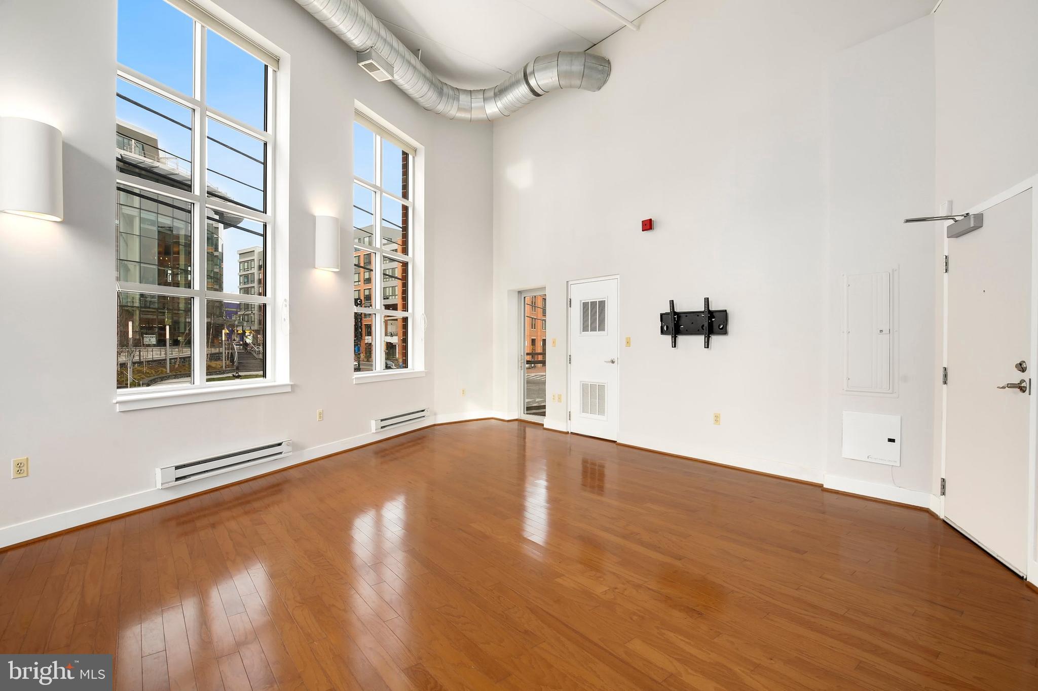902 Bonifant Street, Unit B Silver Spring, MD 20910 - Photo 12 of 25 Gallery Image 12