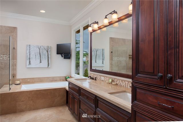 $1,362,500 | 5428 Champery Place Northwest, Issaquah, WA 98027