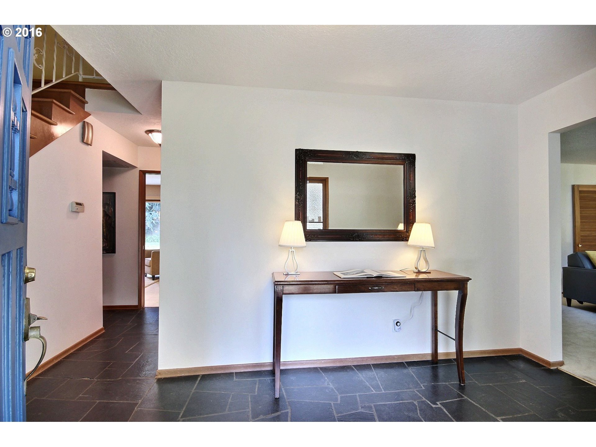 Entrance/Foyer