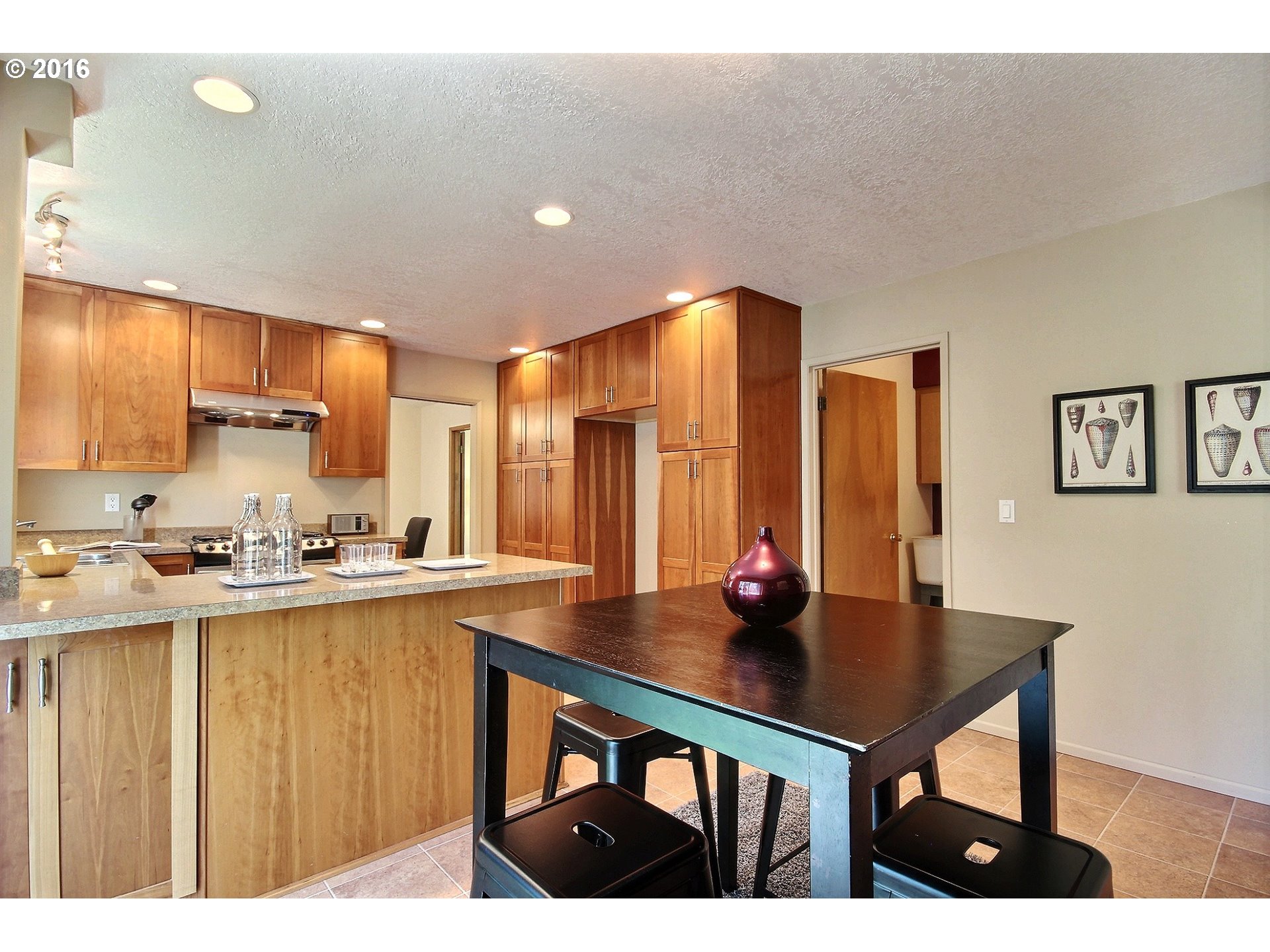 1710 Northwest Murray Road Portland, OR 97229 - Photo 10 of 26 Kitchen/Nook