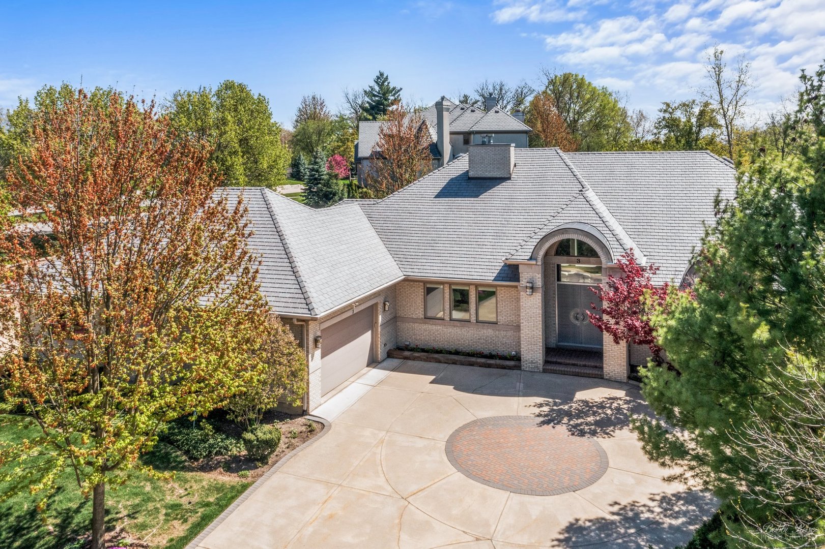 3 Arcadia Court Burr Ridge, IL 60527 - Photo 2 of 86 Gallery Image 2