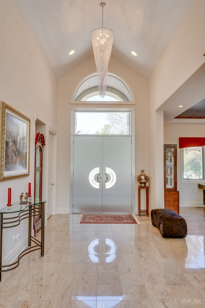 3 Arcadia Court Burr Ridge, IL 60527 - Photo 4 of 86 Gallery Image 4