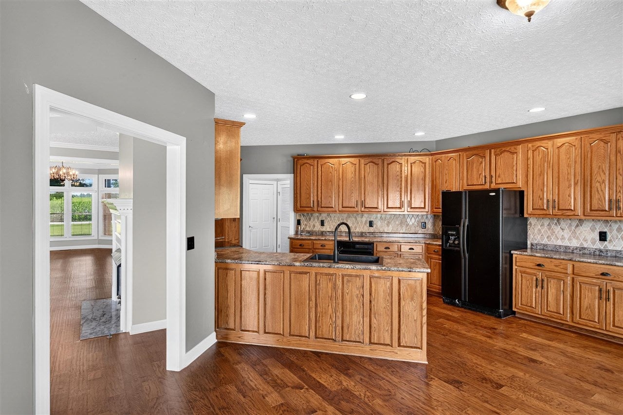 290 Neal Howell Road Bowling Green, KY 42104 - Photo 18 of 58 Gallery Image 18