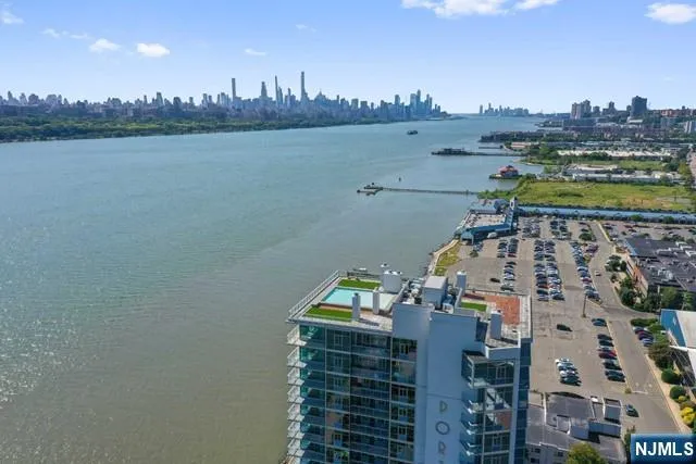 $4,600 | 1000 Portside Drive, Unit 1501, Edgewater, NJ 07020