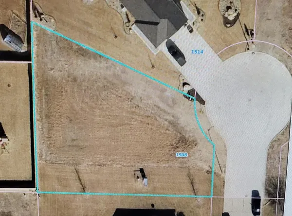 $39,500 | 1508 Marshall Street, Wood River, NE 68883