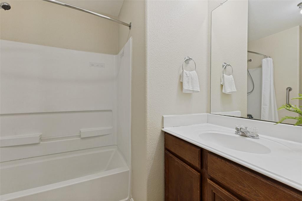 192 Buffalo Ridge Road Newark, TX 76071 - Photo 25 of 33