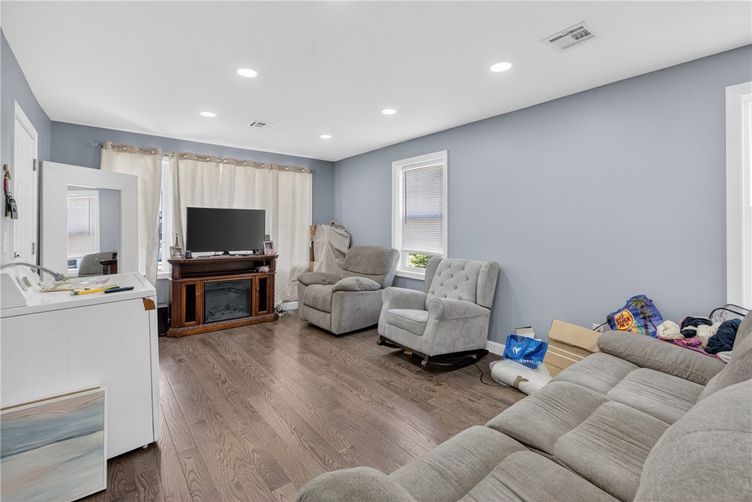 30 Deborah Street Providence, RI 02909 - Photo 12 of 30