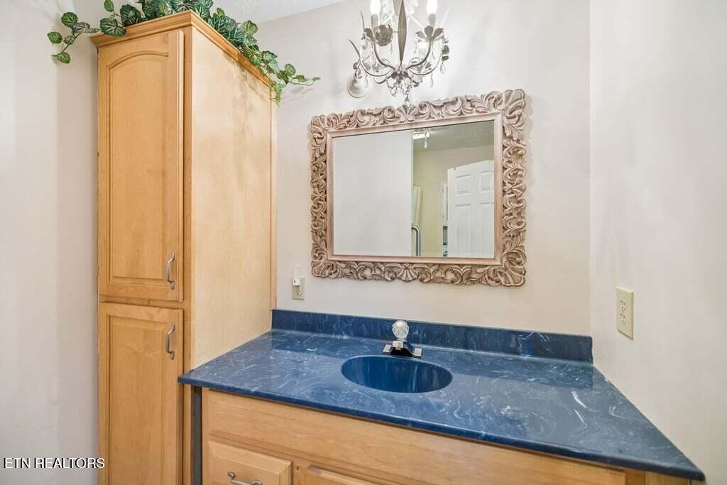 133 Rolling Hills Rutledge, TN 37861 - Photo 24 of 40 Full Bathroom on Upper Level