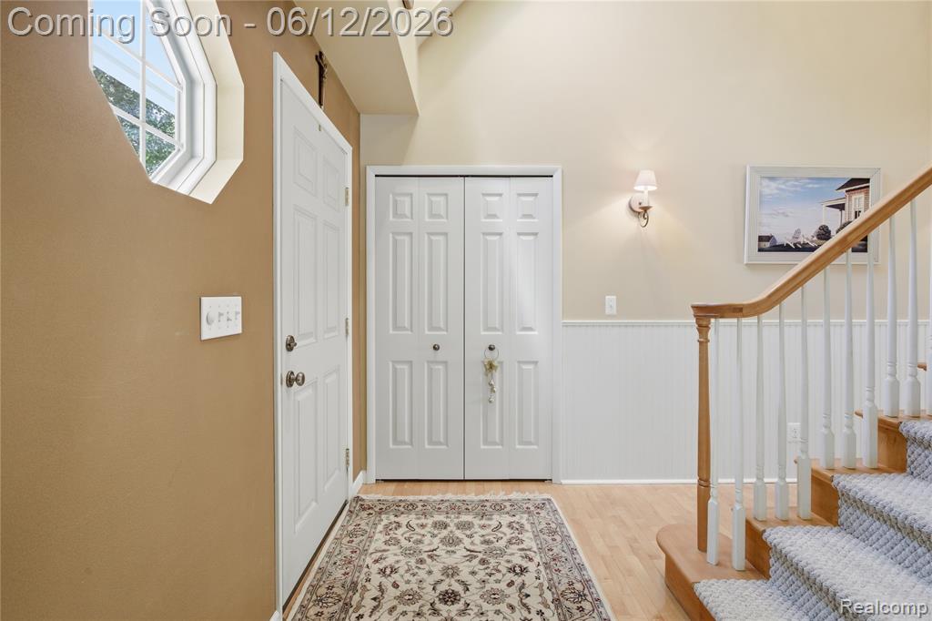 830 Hemingway Road Lake Orion, MI 48362 - Photo 5 of 70