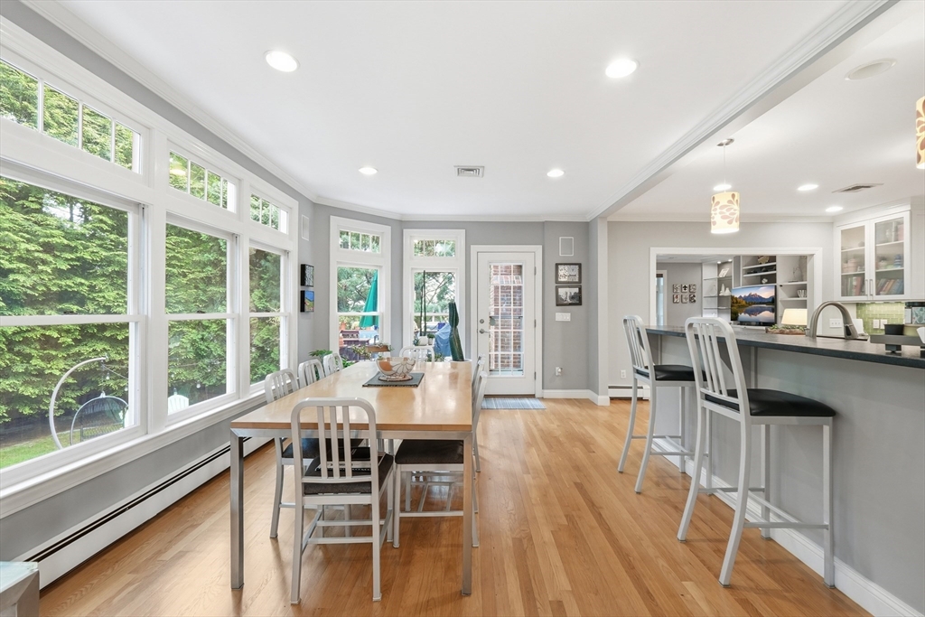 36 Upland Road Needham, MA 02492 - Photo 9 of 40