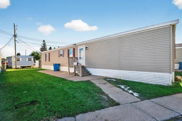 $85,000 | 1010 Northeast North Circle, Minneapolis, MN 55432