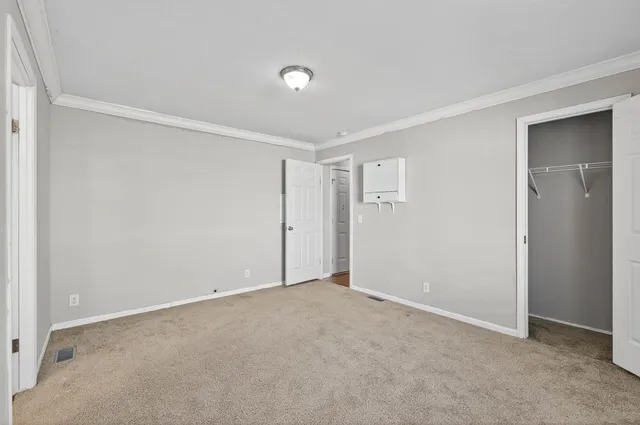 $95,000 | 1010 Northeast North Circle, Minneapolis, MN 55432