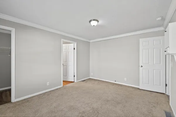 $85,000 | 1010 Northeast North Circle, Minneapolis, MN 55432