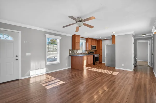 $85,000 | 1010 Northeast North Circle, Minneapolis, MN 55432