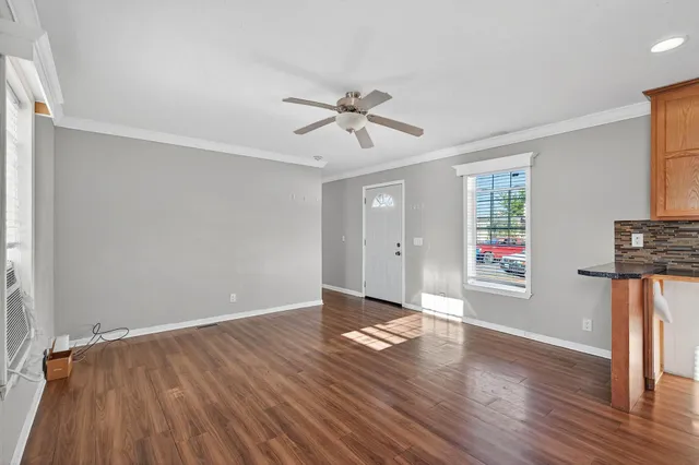 $95,000 | 1010 Northeast North Circle, Minneapolis, MN 55432