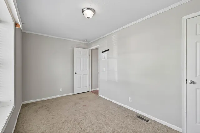 $95,000 | 1010 Northeast North Circle, Minneapolis, MN 55432