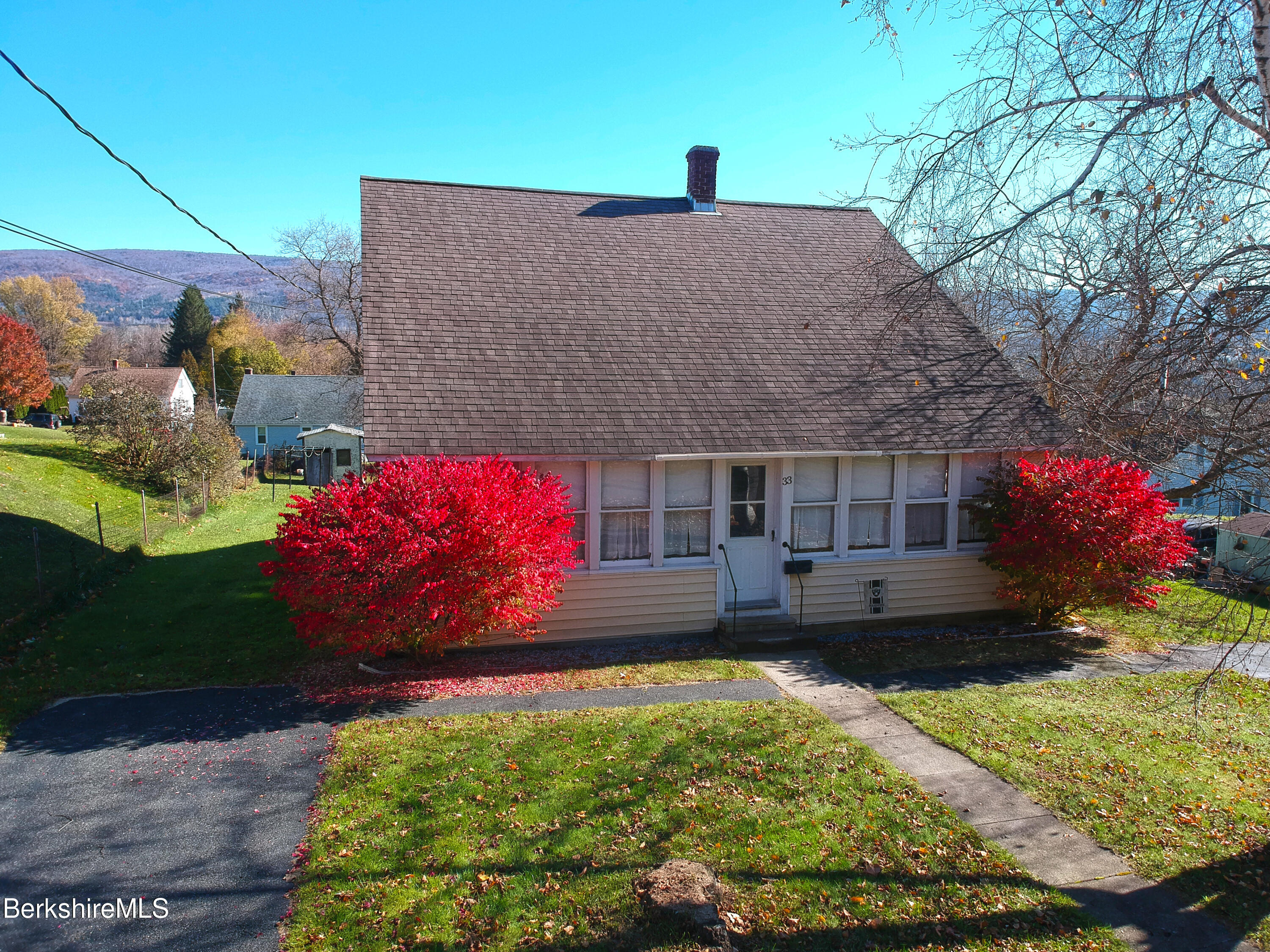 33 Notch Road Adams, MA 01220 - Photo 1 of 16 Front of home